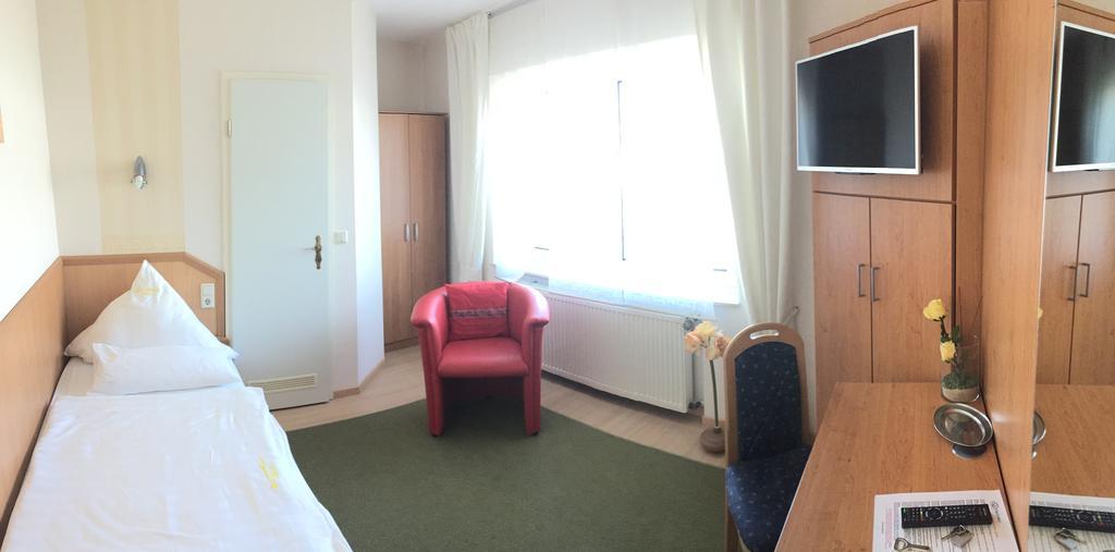 Hotel Garten Bonn Oda fotoğraf